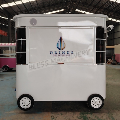 Caminhões móveis de trailers de lanches de alimentos Caminhões de alimentação multifunção com matéria-prima à base de farinha