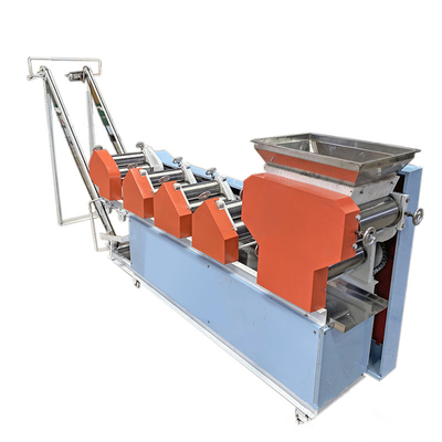 Alta produtividade Pequena máquina de cozinhar macarrão de autoatendimento instantâneo longa vida útil