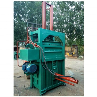 Tipo Hidráulica Vertical para baler de feno de alfafa preços de máquinas após serviço Peças sobressalentes