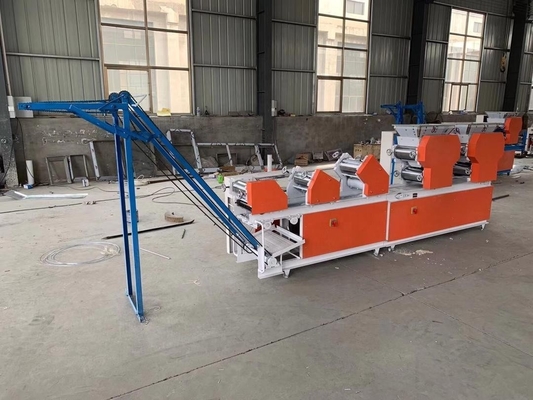 Máquina de macarrão de 1800*700*1300mm de super desempenho para produção de macarrão de baixo investimento