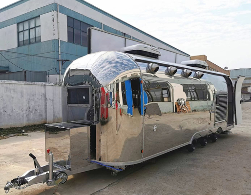 110V/220V/380V Voltage Small Food Trailer de aço inoxidável para fast food van em direto