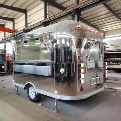 Trailers de alimentos para carrinho de pizza móvel Função de cozinha completa e bebida fria incluída