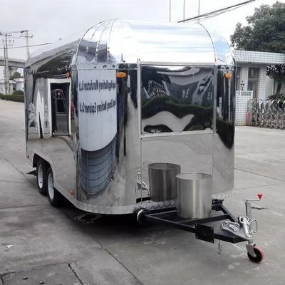 Semi-remolque de alimentos conveniente 4 rodas Food Truck para suas necessidades de negócios de alimentos