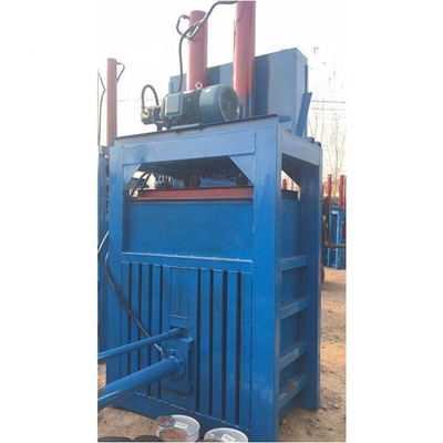 Máquina hidráulica de embalagem de garrafas PET 30t-100t Capacidade 5-8 sacos por hora Compactor hidráulico
