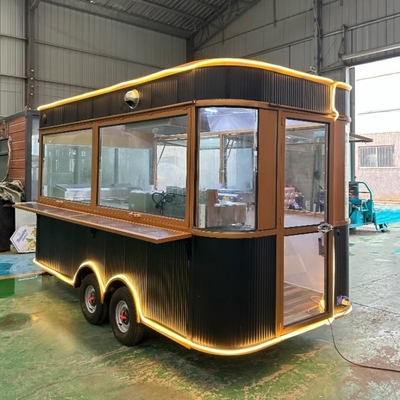 Reboque de alimentos totalmente equipado com serviço de manutenção e reparação no terreno 3000*1600*2300mm