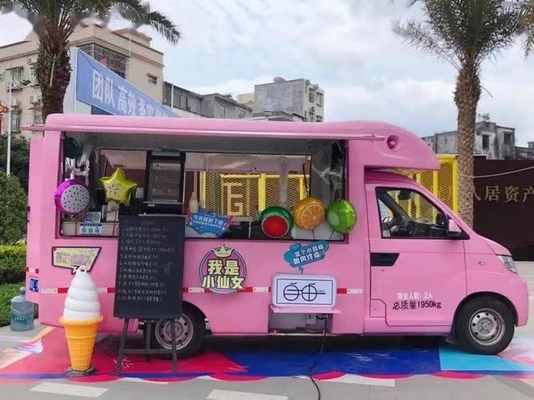 Carrinho de café de quiosque de comida de rua com cozinha completa e máquina de congelação de arrefecimento