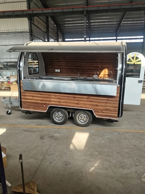 Atualize o seu negócio com o nosso carro de água e chá de leite