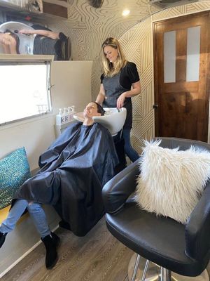 Loja móvel multifuncional personalizada Barbeiro Carro Food Truck com matéria-prima de soja