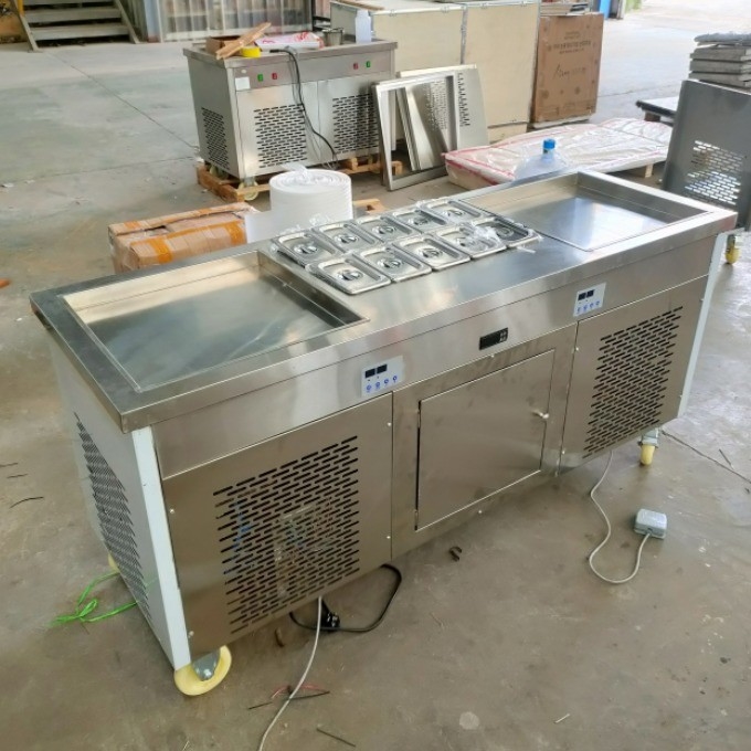 Máquina de sorvete frito com 480mm tamanho de panela e 1650 * 560 * 780mm dimensões