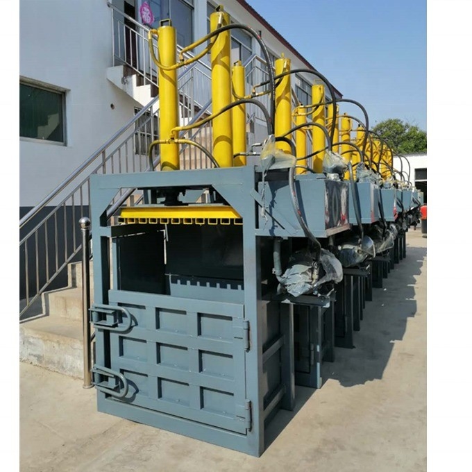 Tipo Hidráulica Vertical para baler de feno de alfafa preços de máquinas após serviço Peças sobressalentes