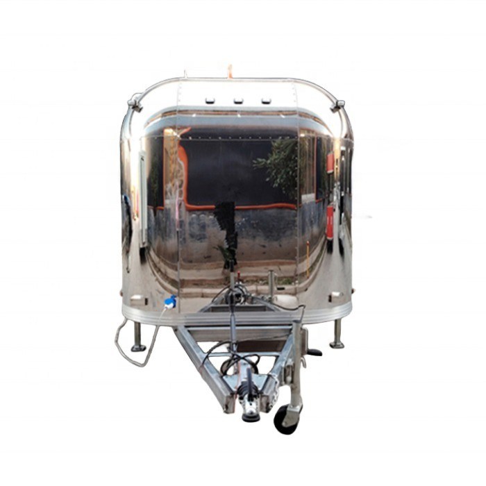 Caminhão de alimentação de grande porte com equipamento completo de cozinha